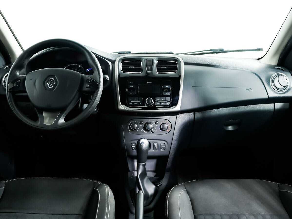 Купить Renault Logan с пробегом. Фото: #10