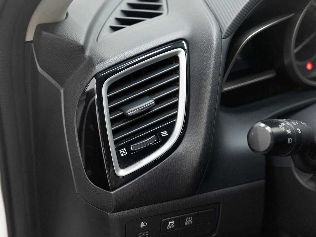 Купить Mazda 3 с пробегом. Фото: #16