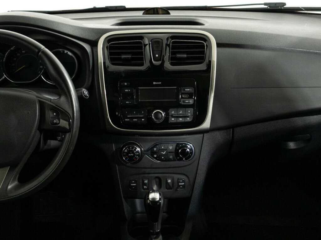 Купить Renault Sandero с пробегом. Фото: #13