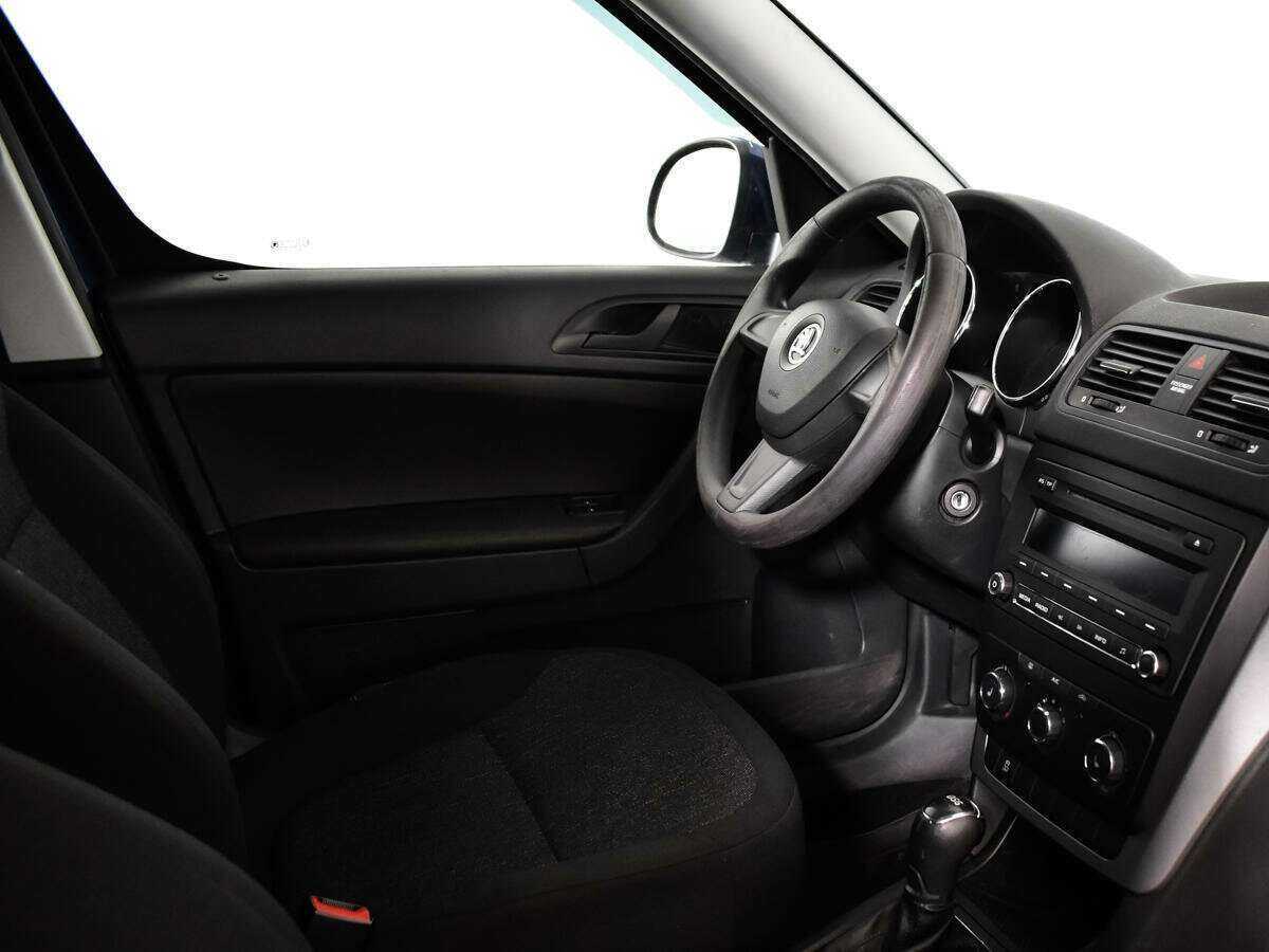 Купить Skoda Yeti с пробегом. Фото: #8