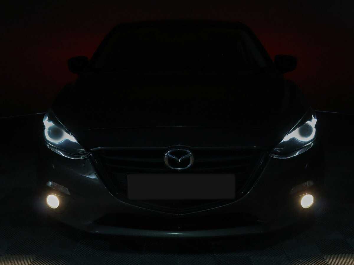 Купить Mazda 3 с пробегом. Фото: #25