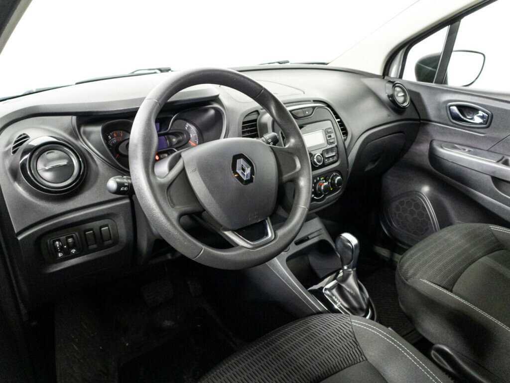 Купить Renault Kaptur с пробегом. Фото: #10