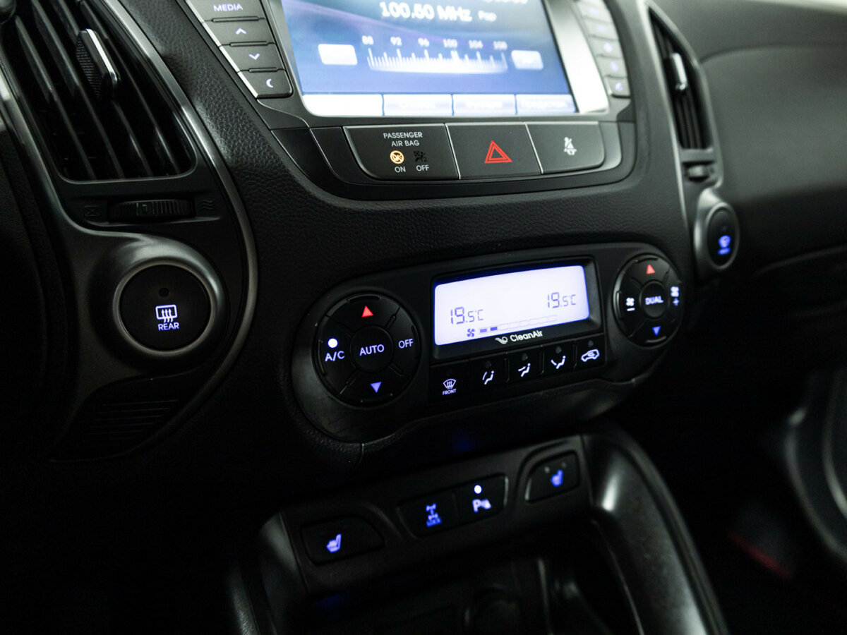 Купить Hyundai ix35 с пробегом. Фото: #16