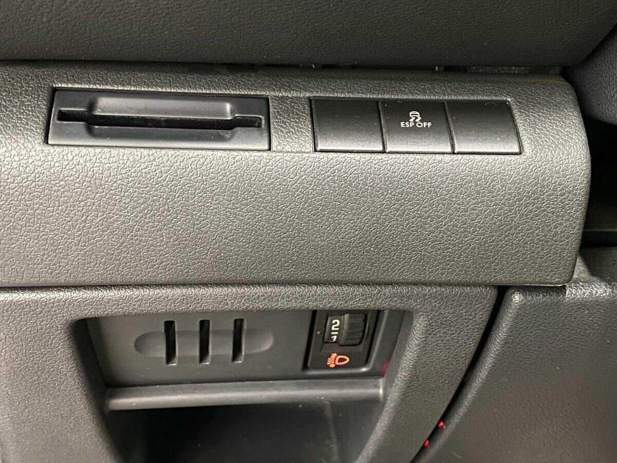 Купить Peugeot 3008 с пробегом. Фото: #13