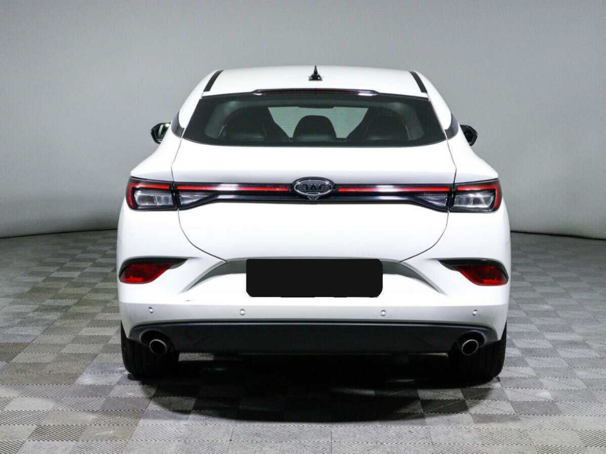 Купить JAC J7 с пробегом. Фото: #4