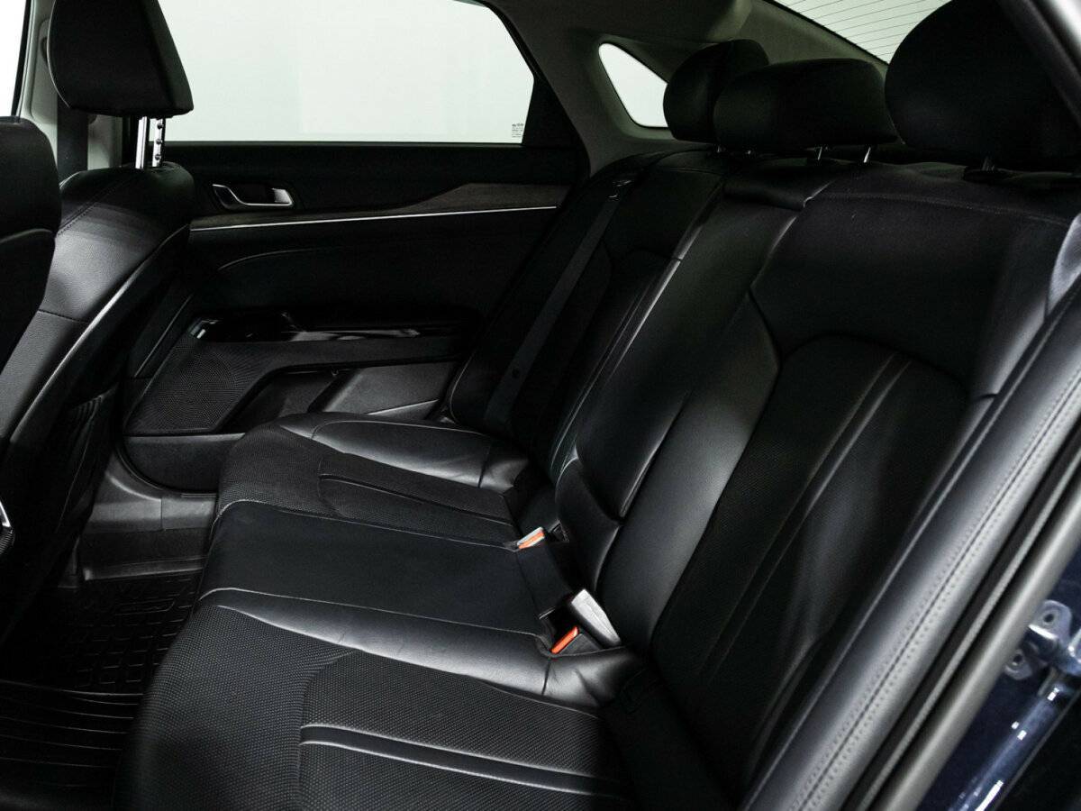 Купить Kia K5 с пробегом. Фото: #9