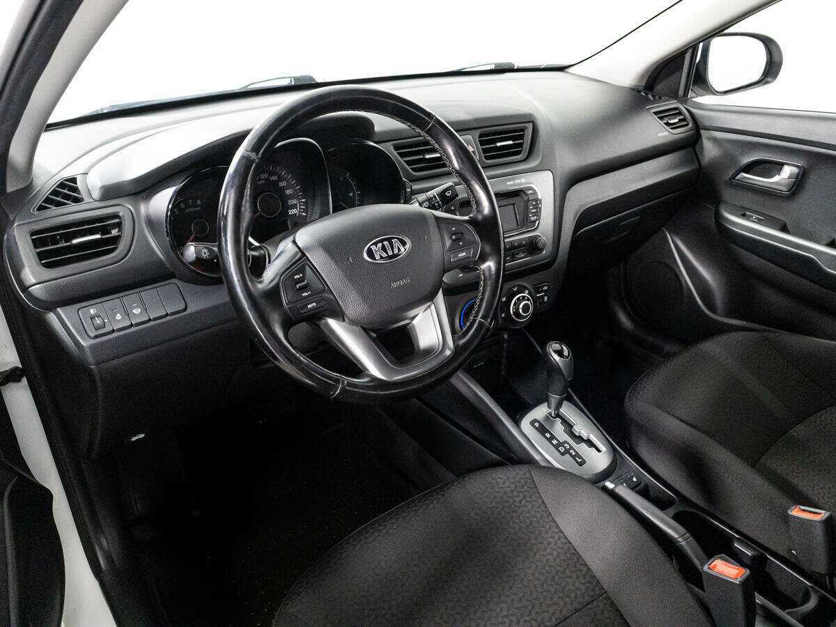 Купить Kia Rio с пробегом. Фото: #10