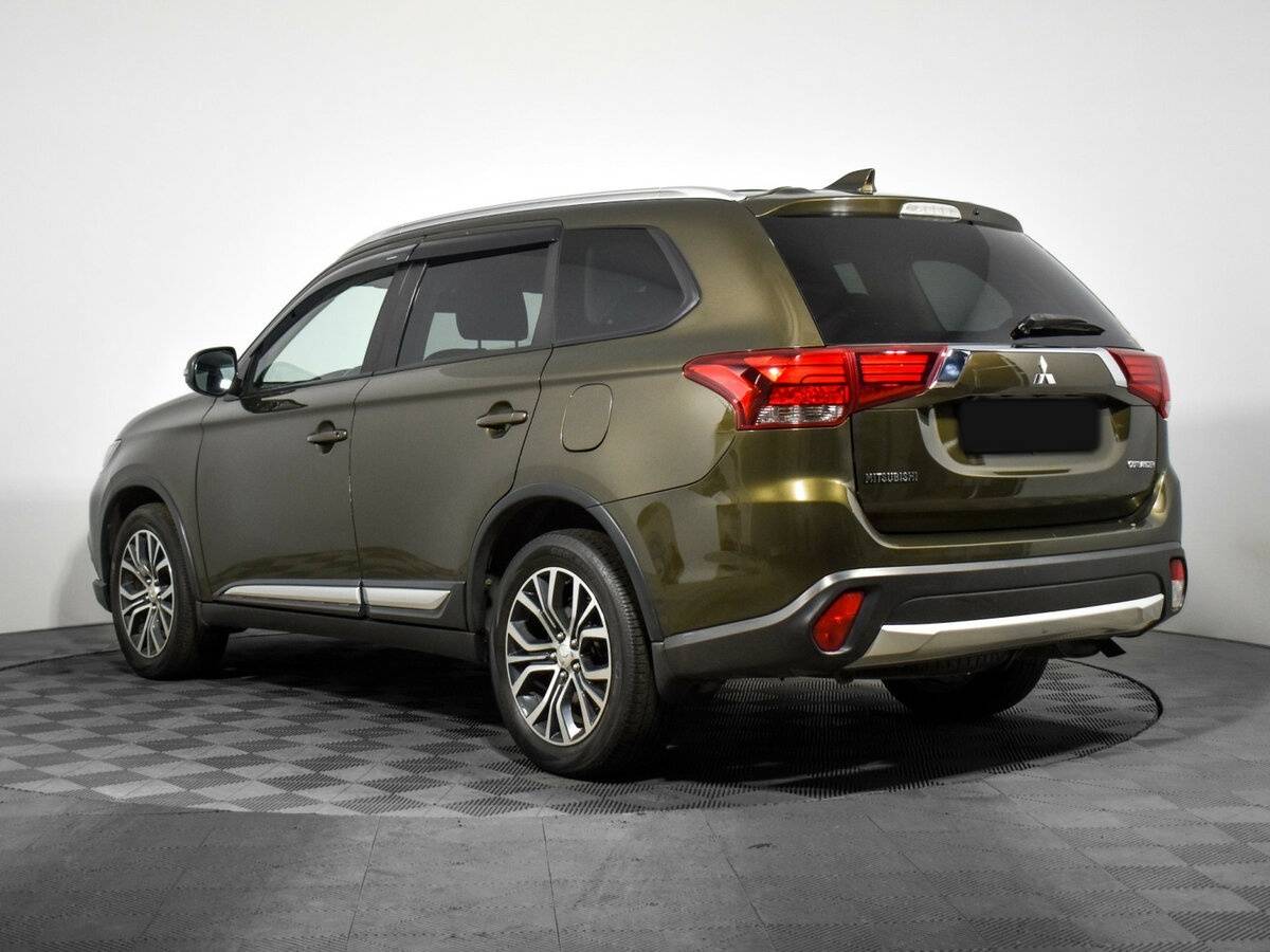 Купить Mitsubishi Outlander с пробегом. Фото: #5
