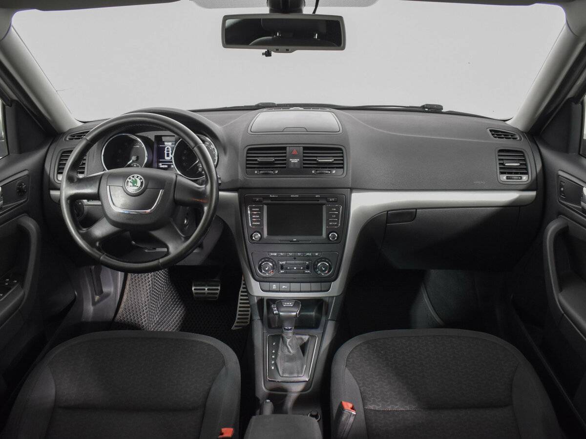 Купить Skoda Yeti с пробегом. Фото: #9