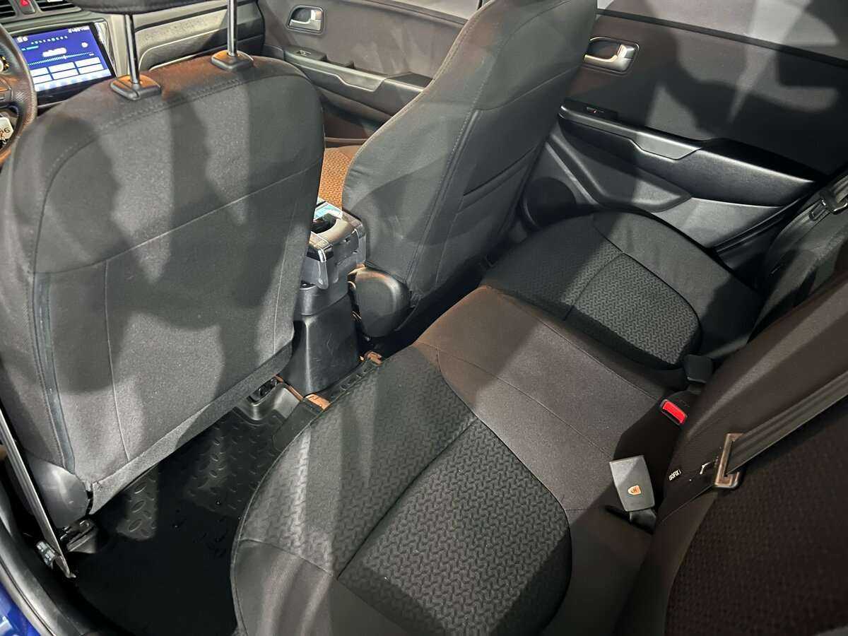 Купить Kia Rio с пробегом. Фото: #11