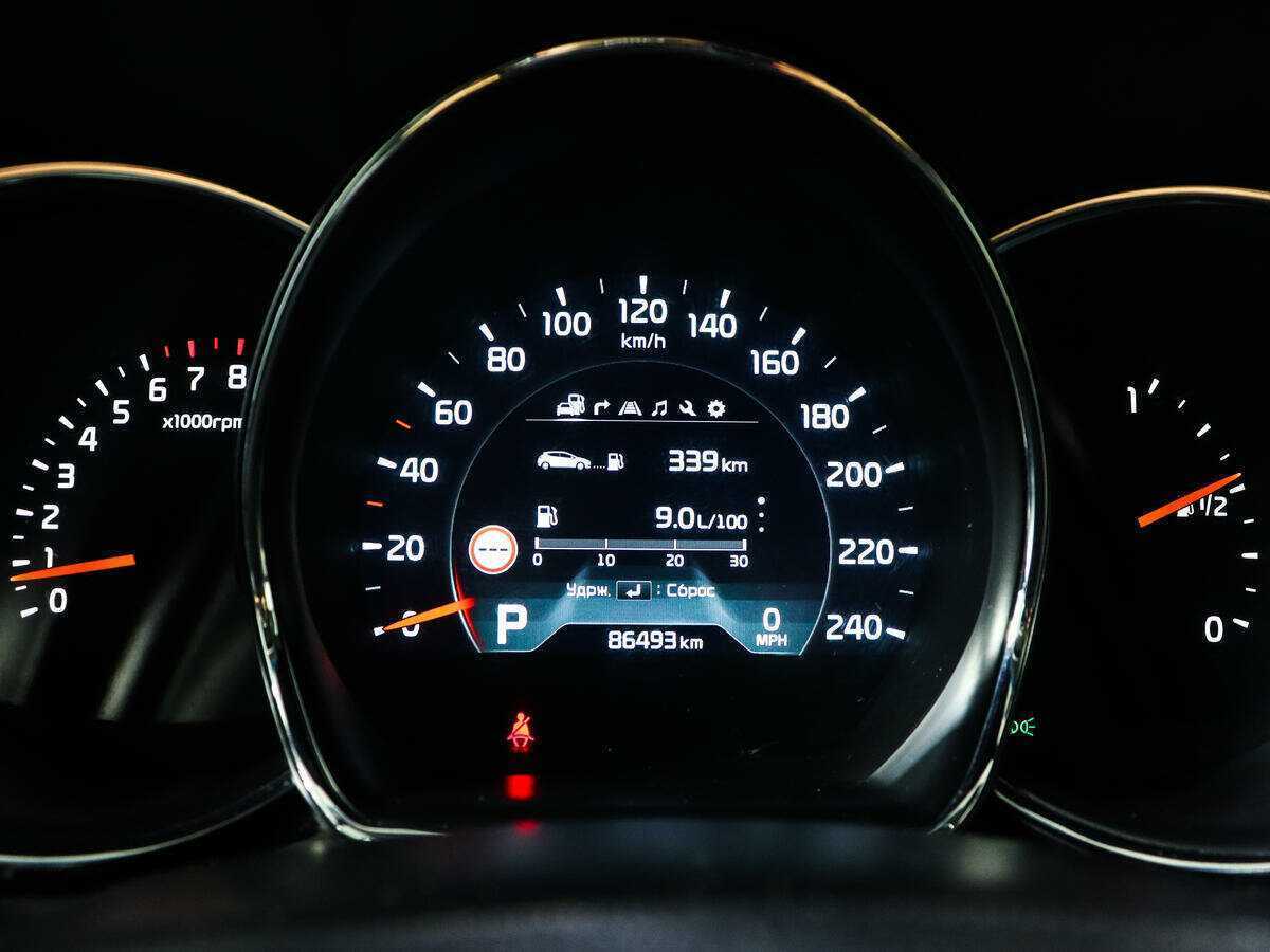 Купить Kia Ceed с пробегом. Фото: #8