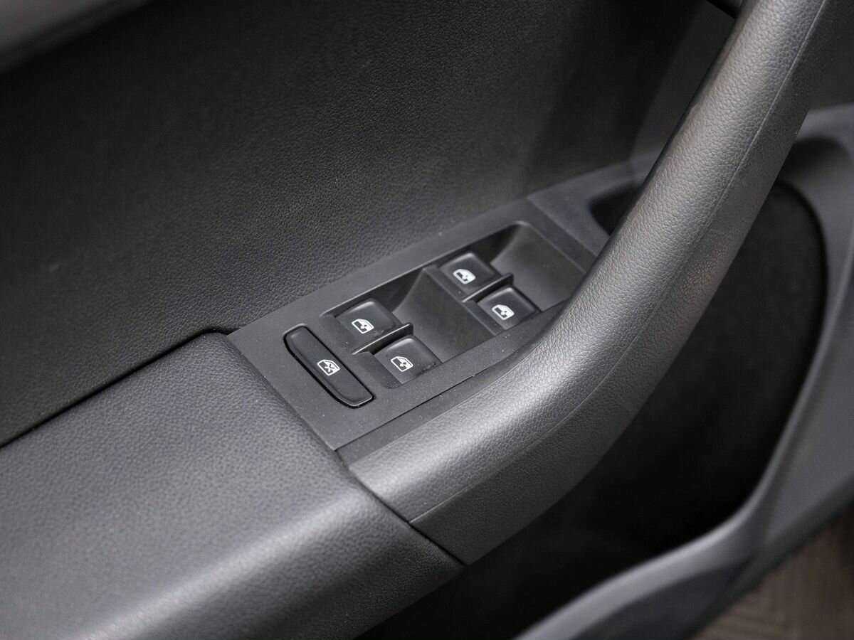 Купить Skoda Octavia с пробегом. Фото: #15