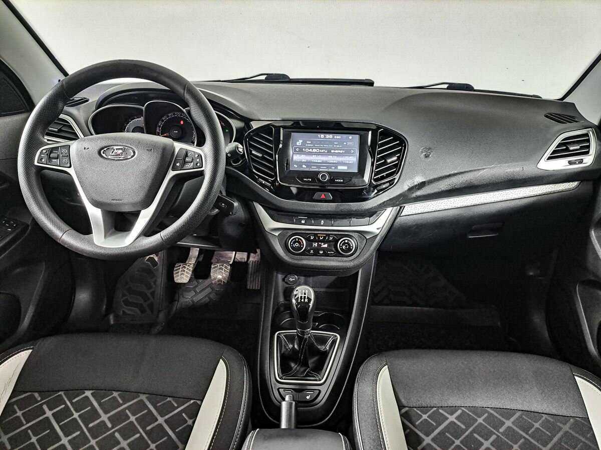 Купить Lada (ВАЗ) Vesta с пробегом. Фото: #11