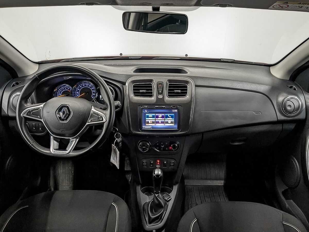 Купить Renault Sandero с пробегом. Фото: #11