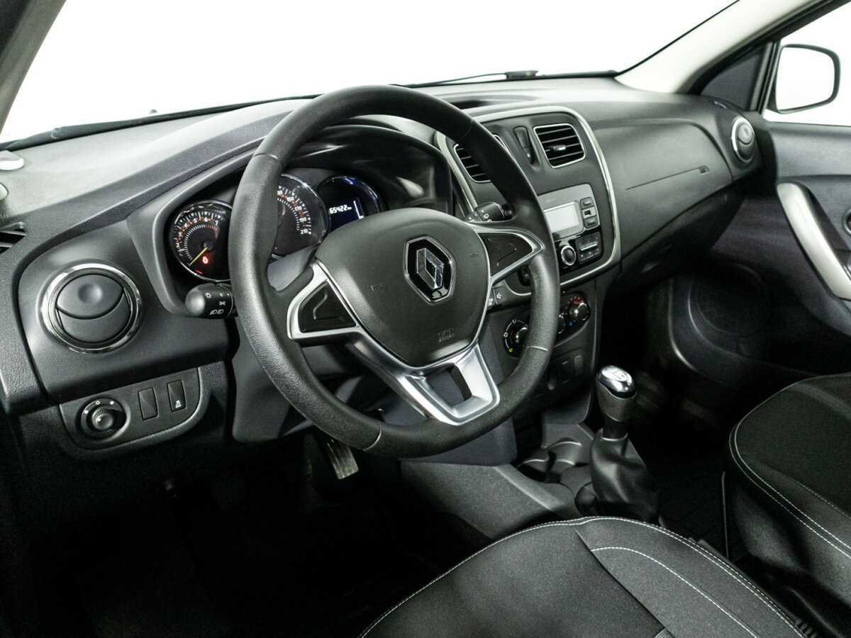 Купить Renault Sandero с пробегом. Фото: #10
