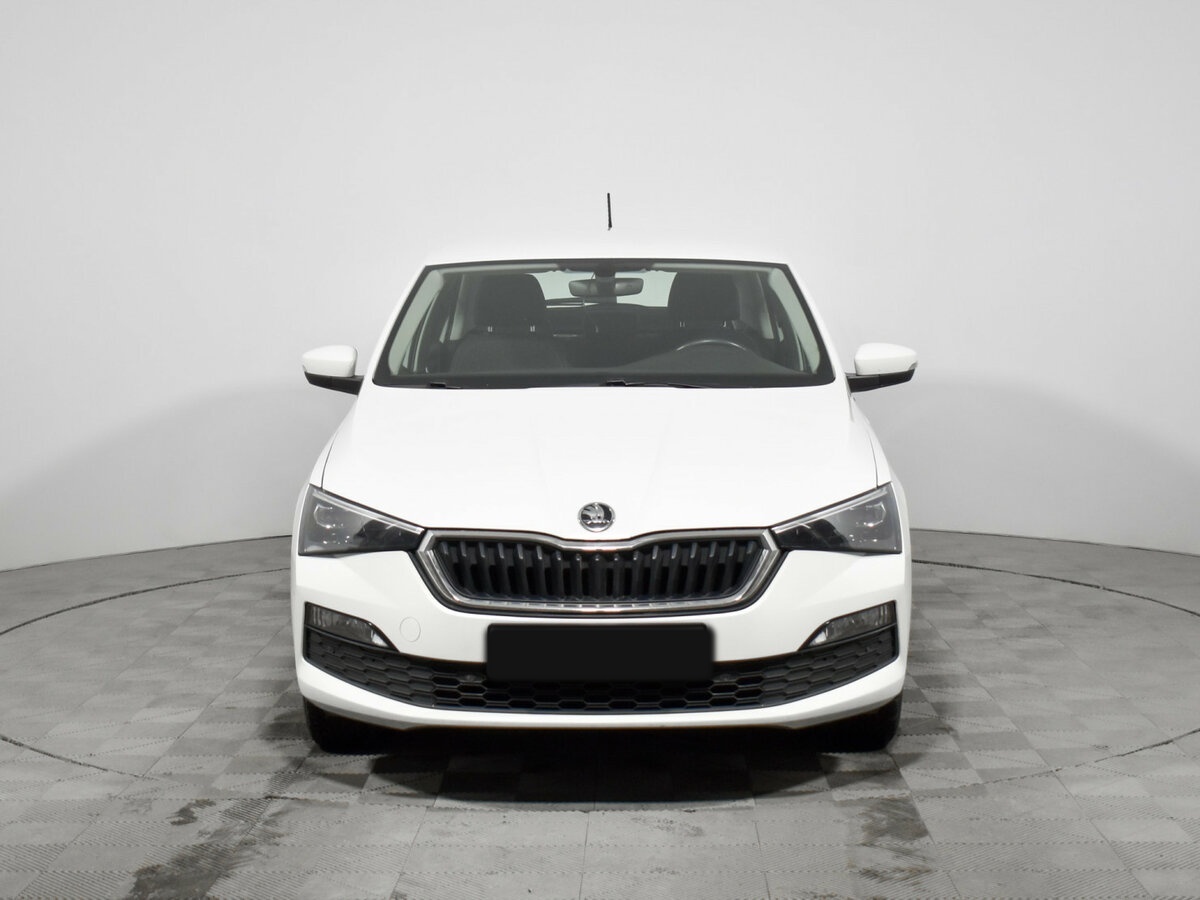 Купить Skoda Rapid с пробегом. Фото: #1