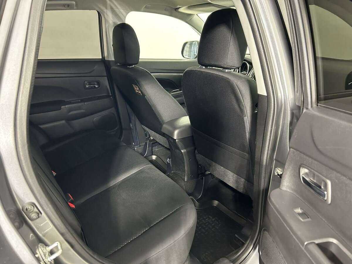 Купить Mitsubishi ASX с пробегом. Фото: #15