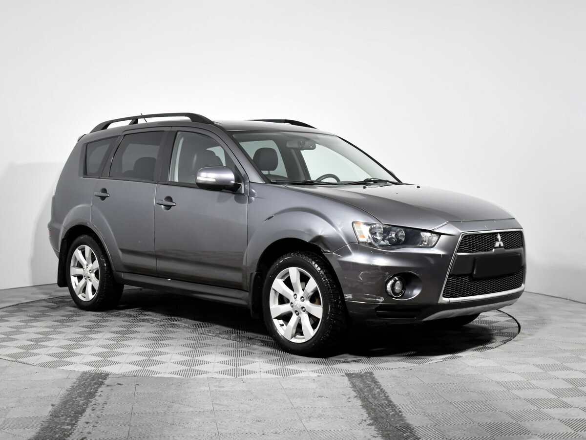 Купить Mitsubishi Outlander с пробегом. Фото: #2