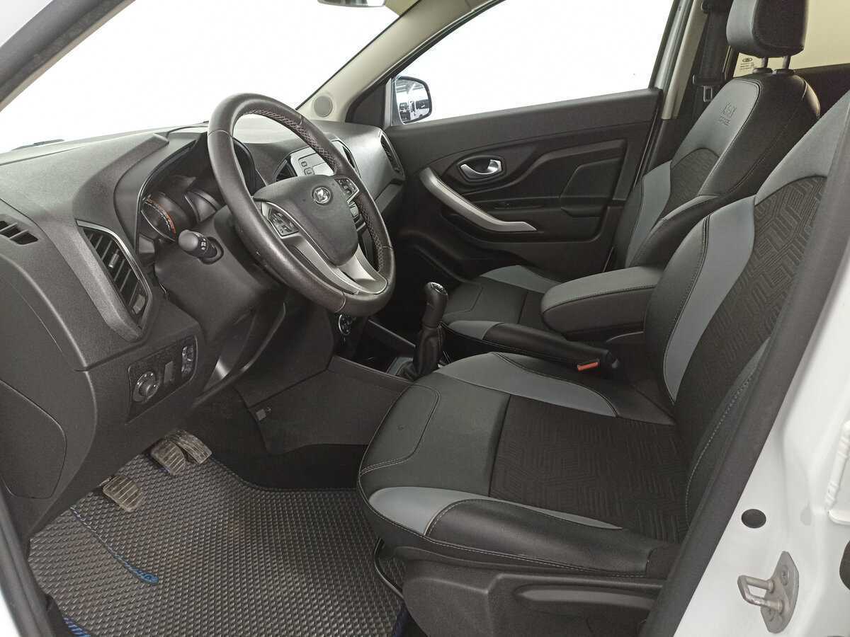 Купить Lada (ВАЗ) XRAY с пробегом. Фото: #14