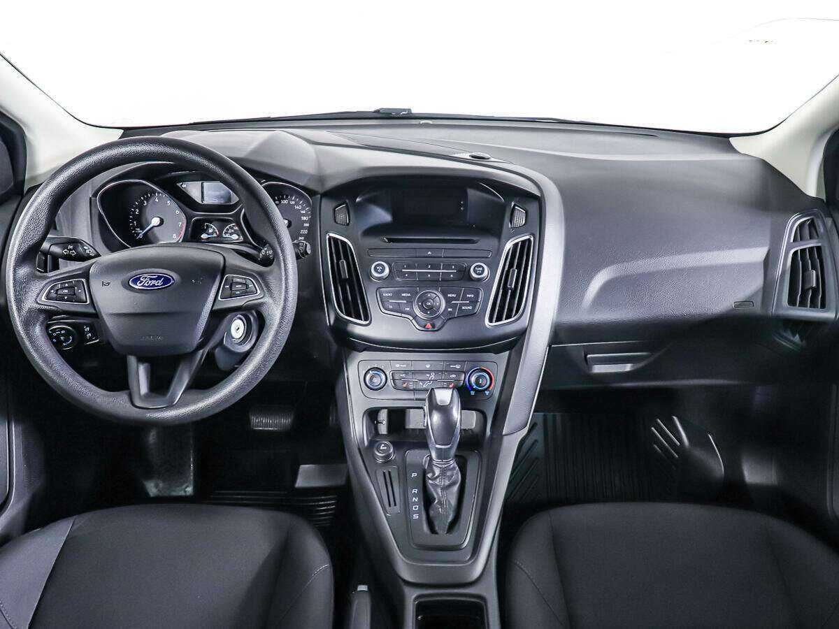 Купить Ford Focus с пробегом. Фото: #8