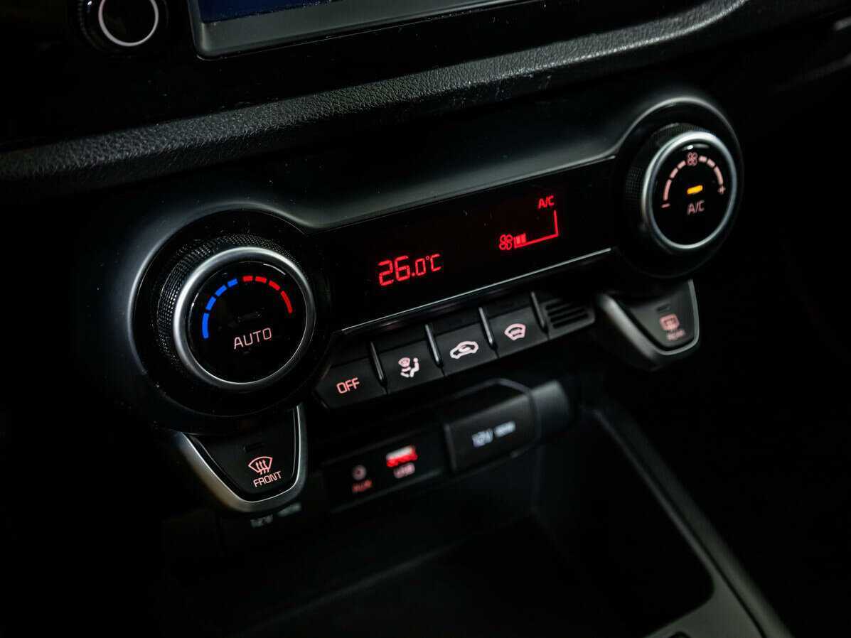 Купить Kia Rio с пробегом. Фото: #14