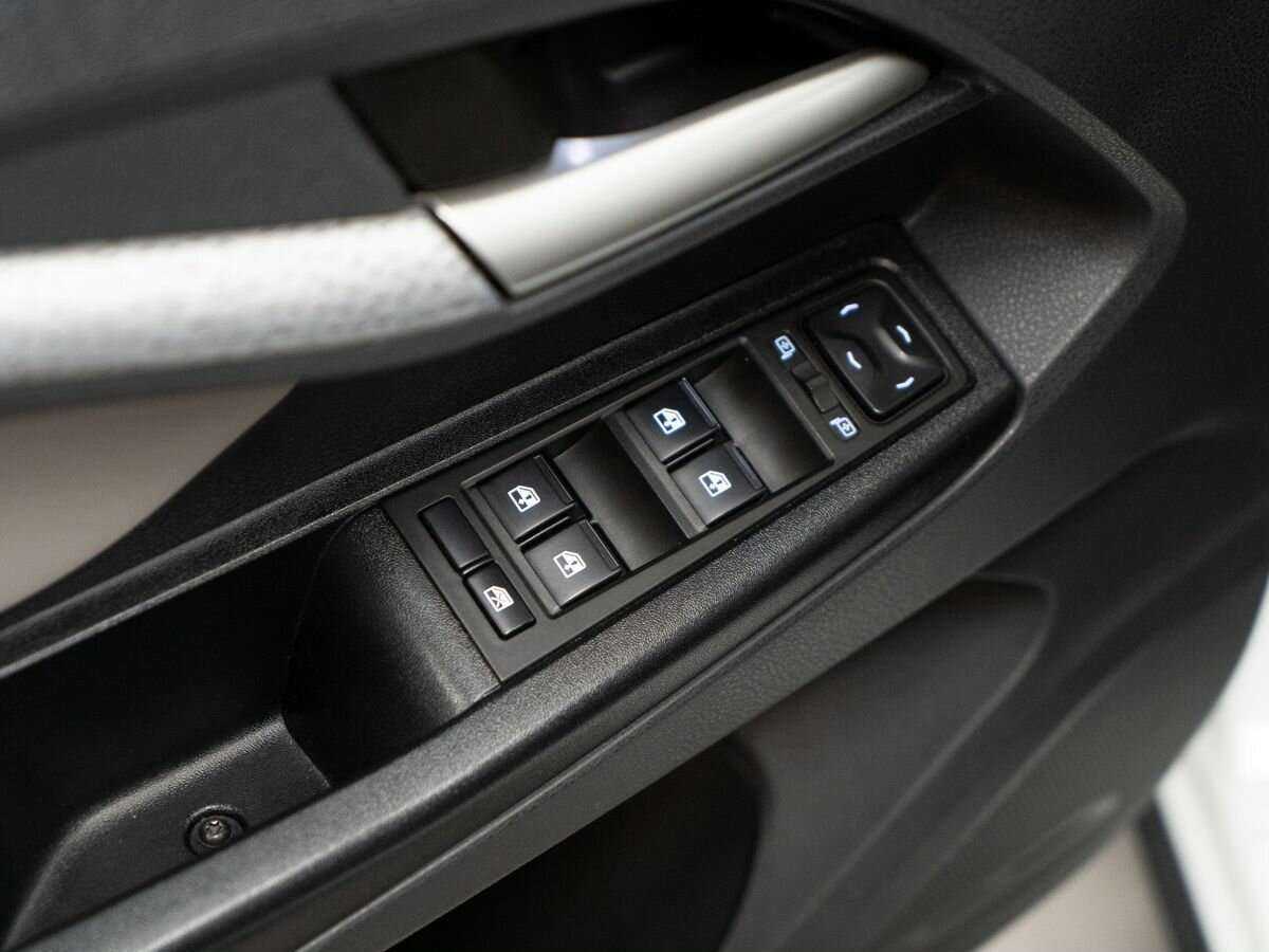 Купить Lada (ВАЗ) Vesta с пробегом. Фото: #13