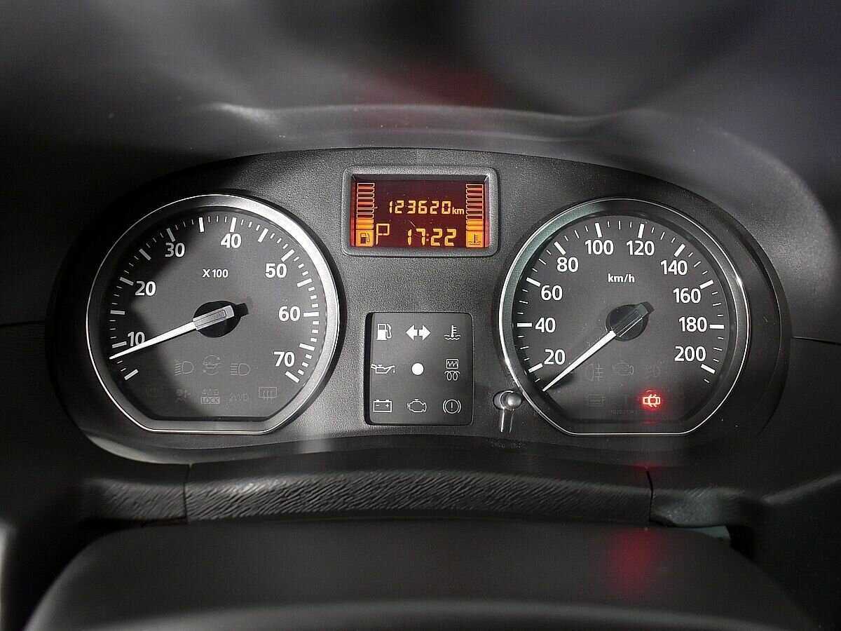 Купить Nissan Terrano с пробегом. Фото: #11