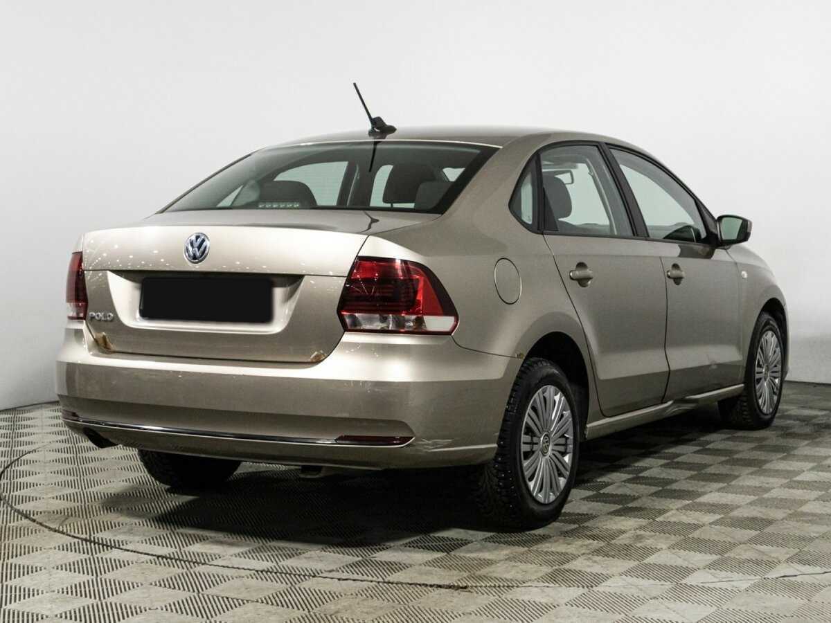 Купить Volkswagen Polo с пробегом. Фото: #4