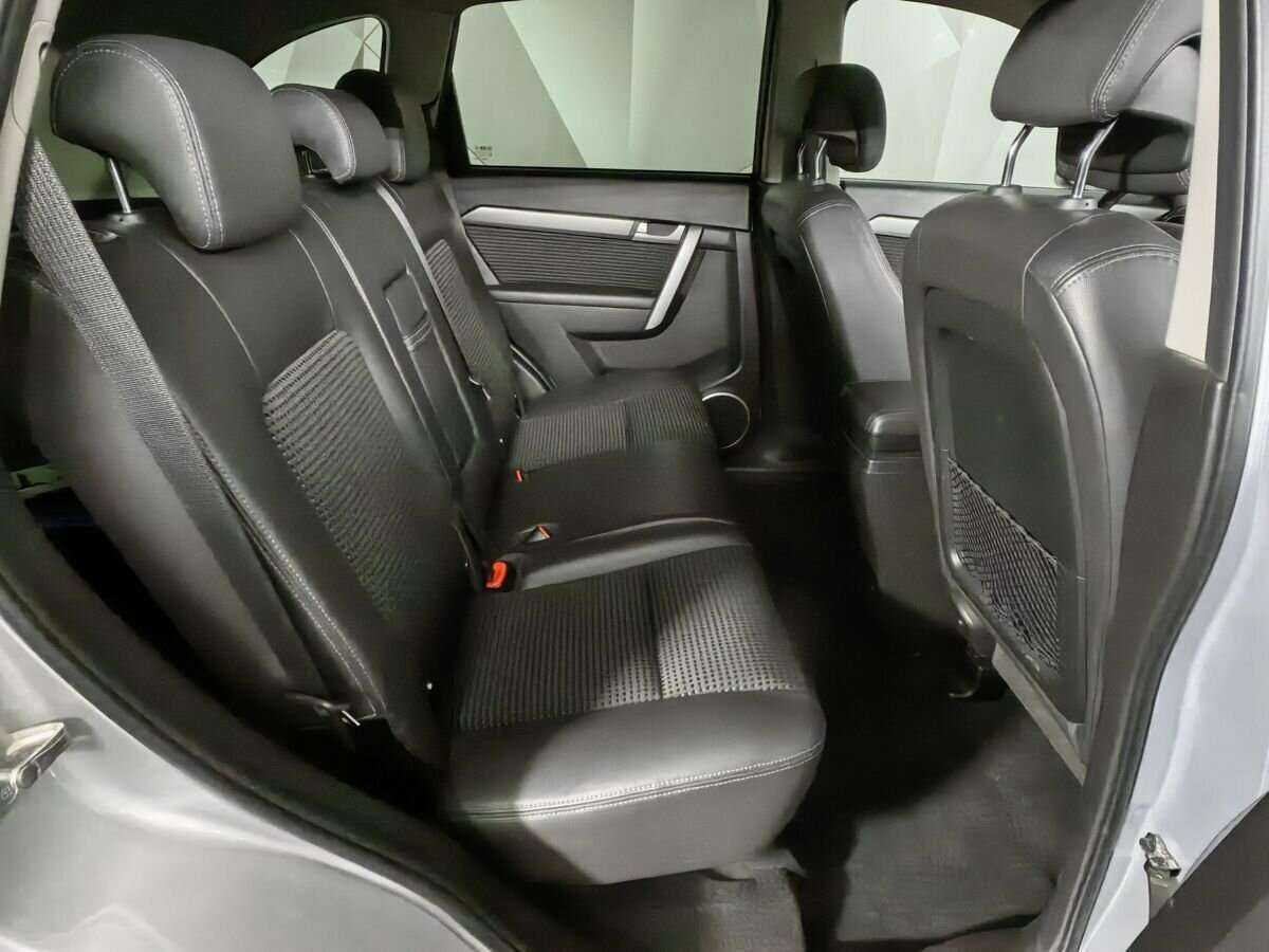 Купить Chevrolet Captiva с пробегом. Фото: #11