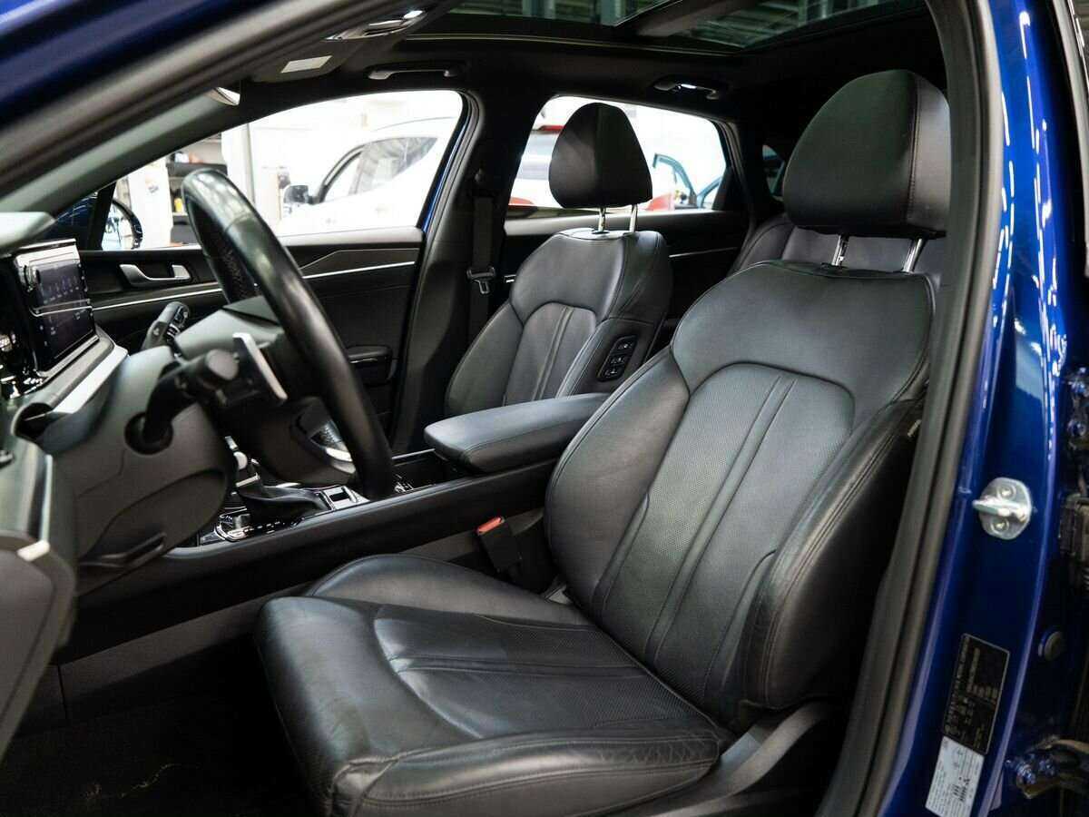 Купить Kia K5 с пробегом. Фото: #5