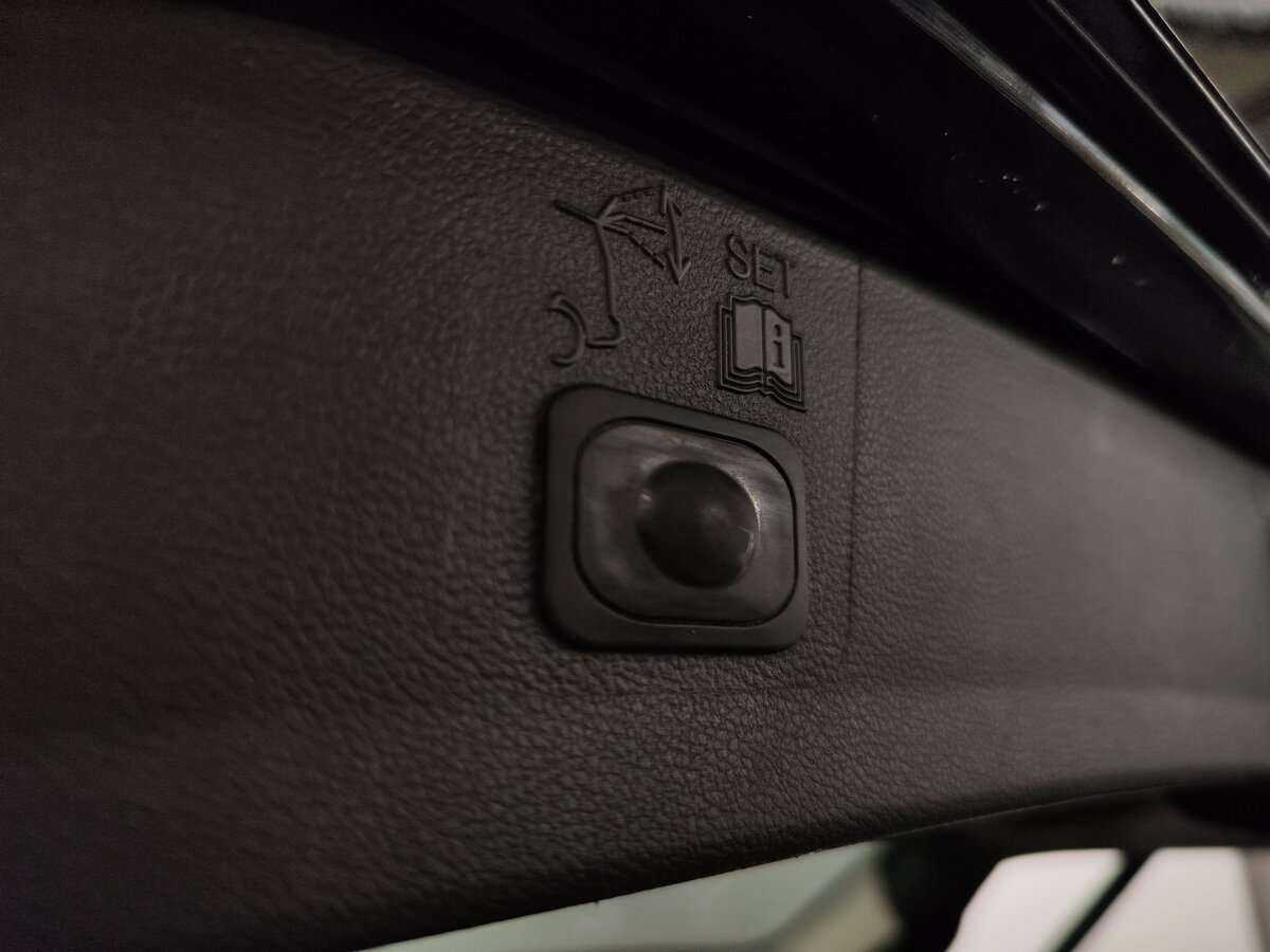 Купить Ford Kuga с пробегом. Фото: #4