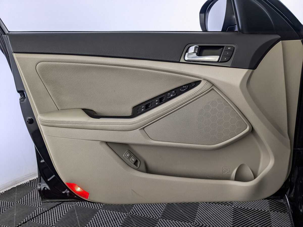 Купить Kia Optima с пробегом. Фото: #14