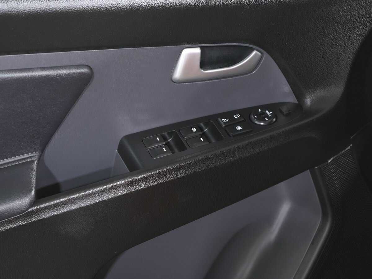Купить Kia Sportage с пробегом. Фото: #12