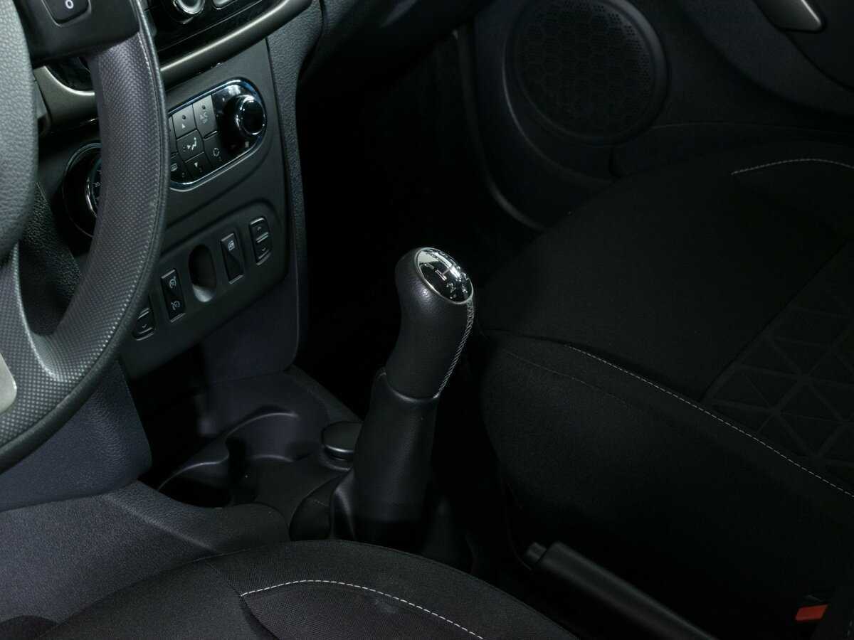 Купить Renault Sandero с пробегом. Фото: #12