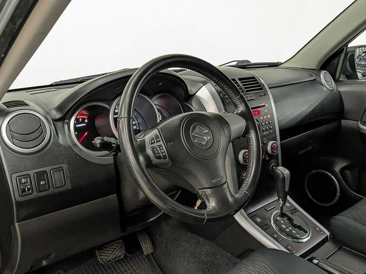 Купить Suzuki Grand Vitara с пробегом. Фото: #14