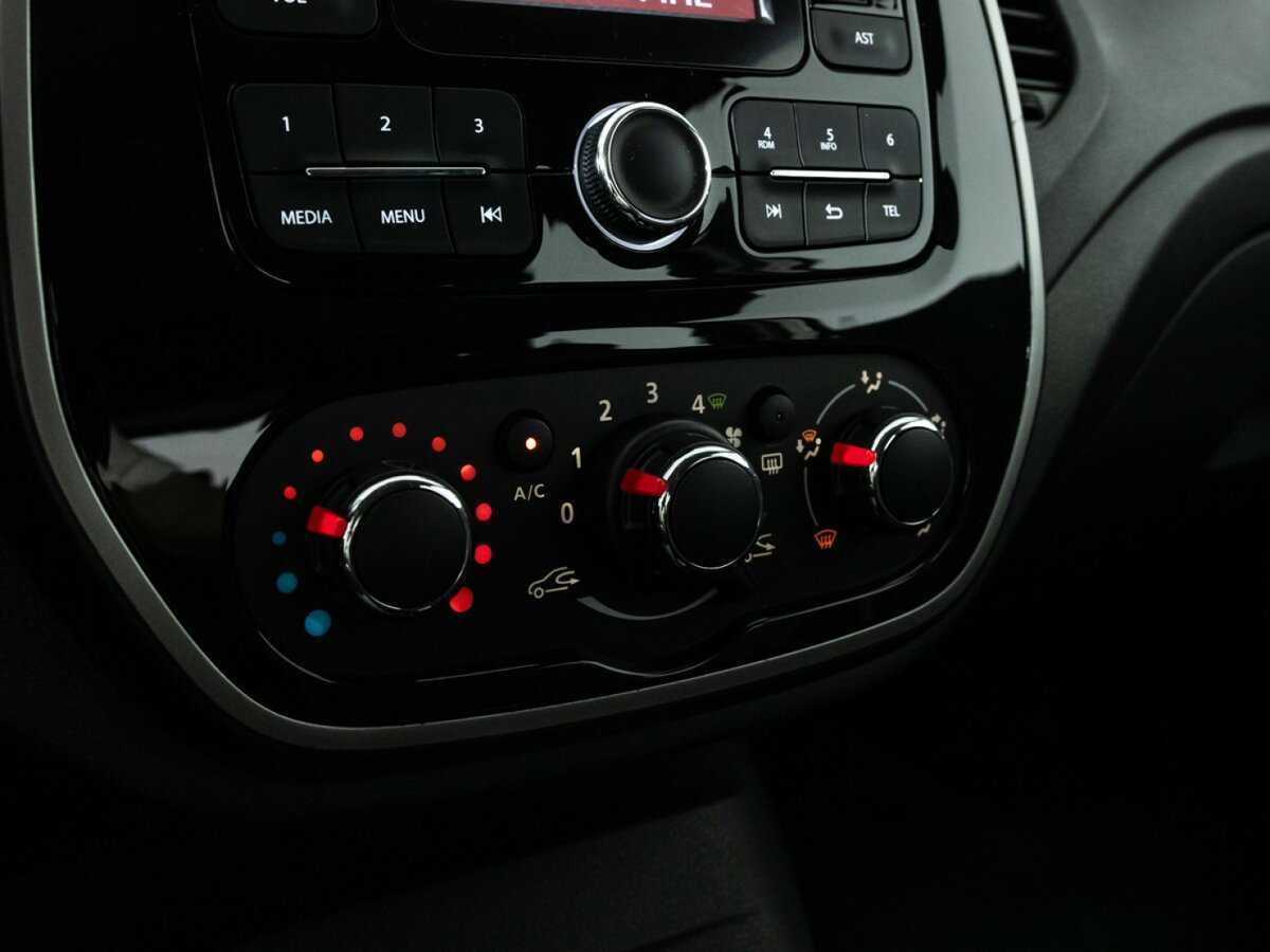 Купить Renault Kaptur с пробегом. Фото: #15