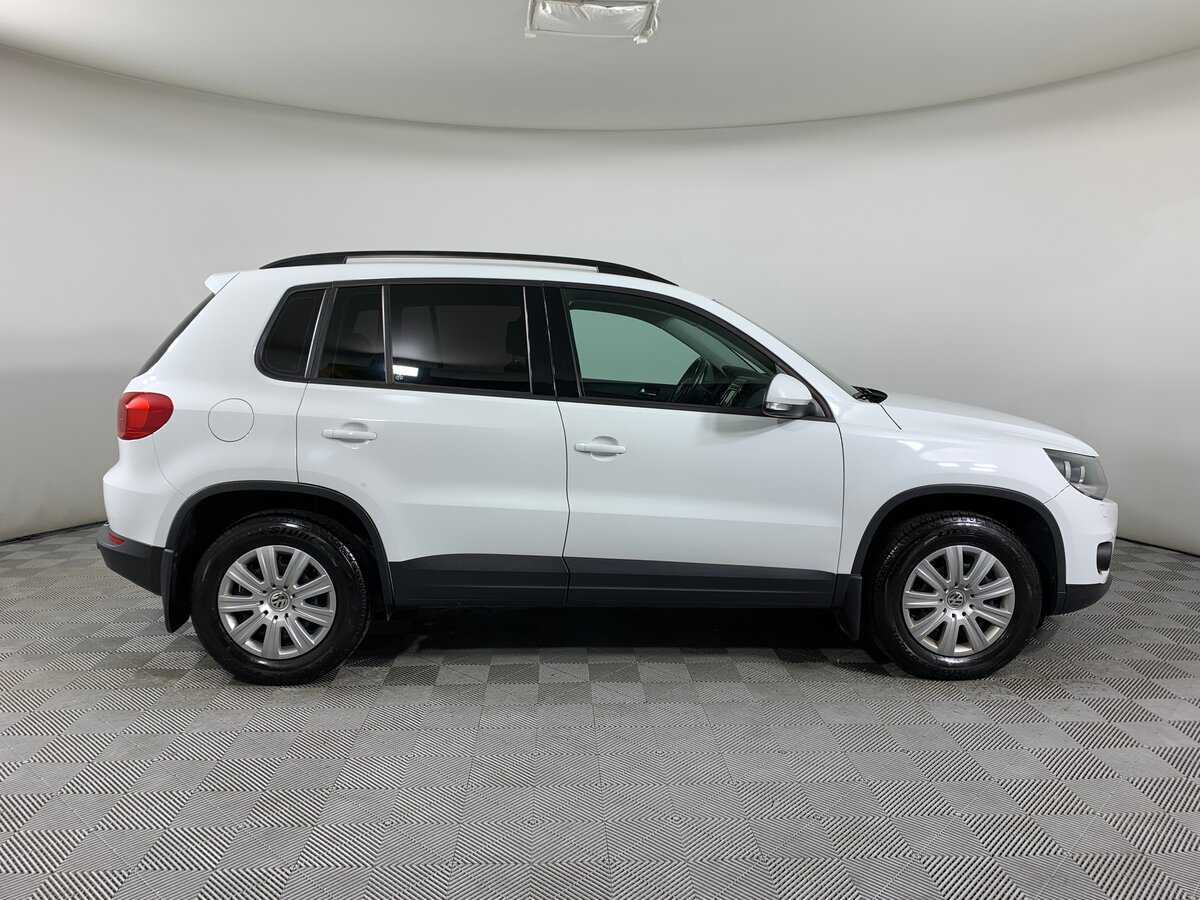 Купить Volkswagen Tiguan с пробегом. Фото: #3