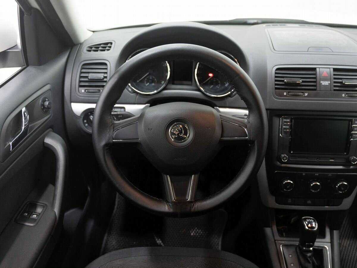 Купить Skoda Yeti с пробегом. Фото: #12