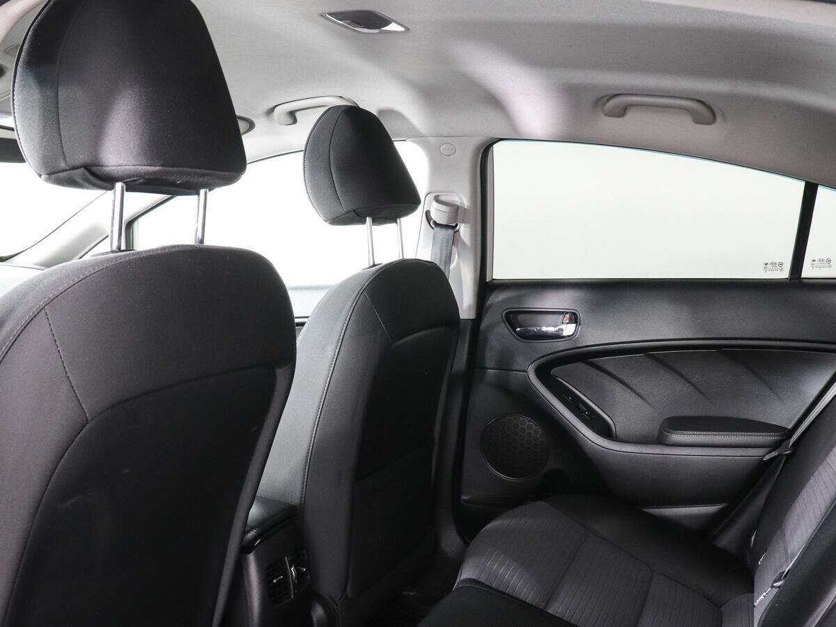 Купить Kia Cerato с пробегом. Фото: #11