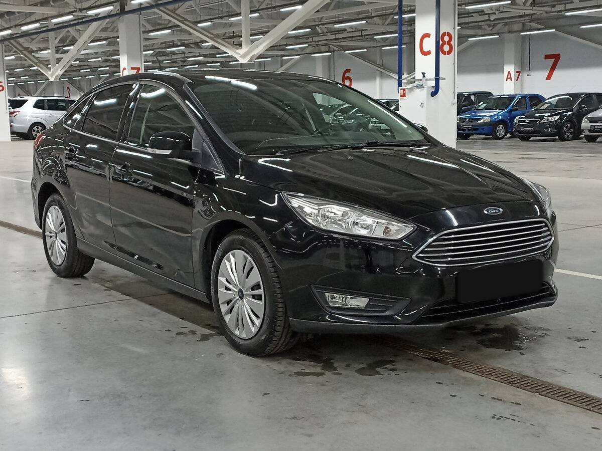 Купить Ford Focus с пробегом. Фото: #2