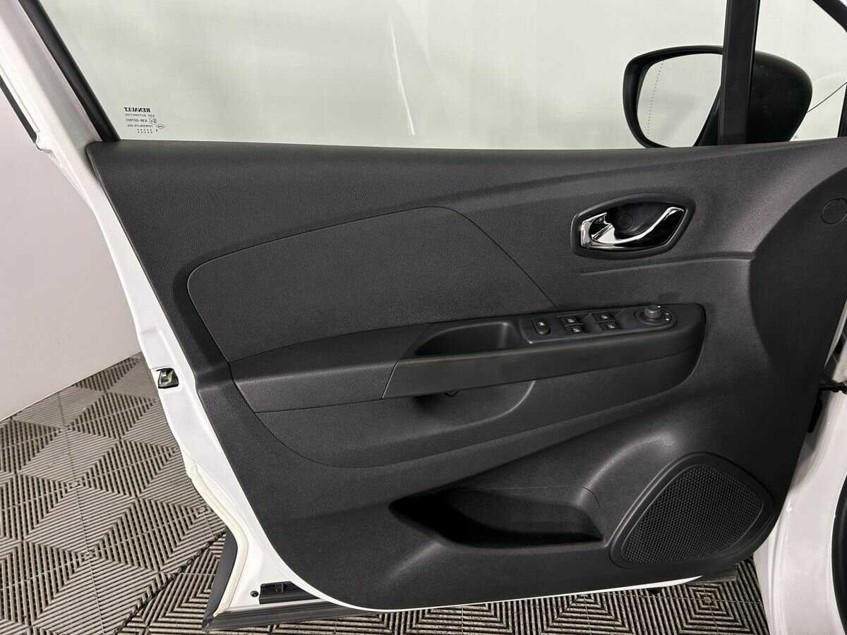 Купить Renault Kaptur с пробегом. Фото: #7