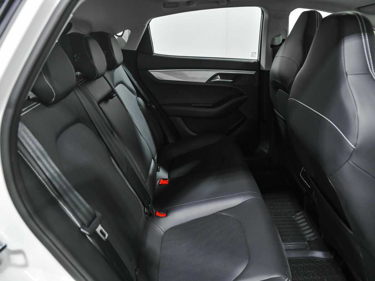 Купить JAC J7 с пробегом. Фото: #16