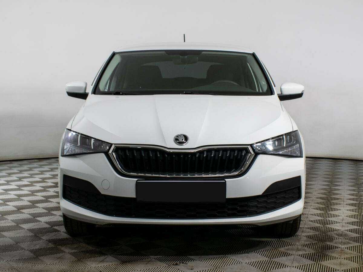 Купить Skoda Rapid с пробегом. Фото: #1
