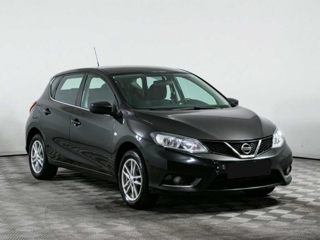 Купить Nissan Tiida с пробегом. Фото: #2