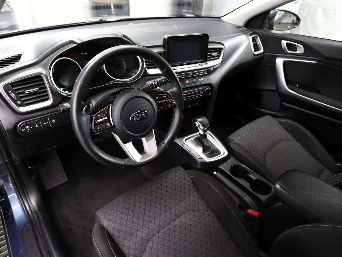 Купить Kia Ceed с пробегом. Фото: #6