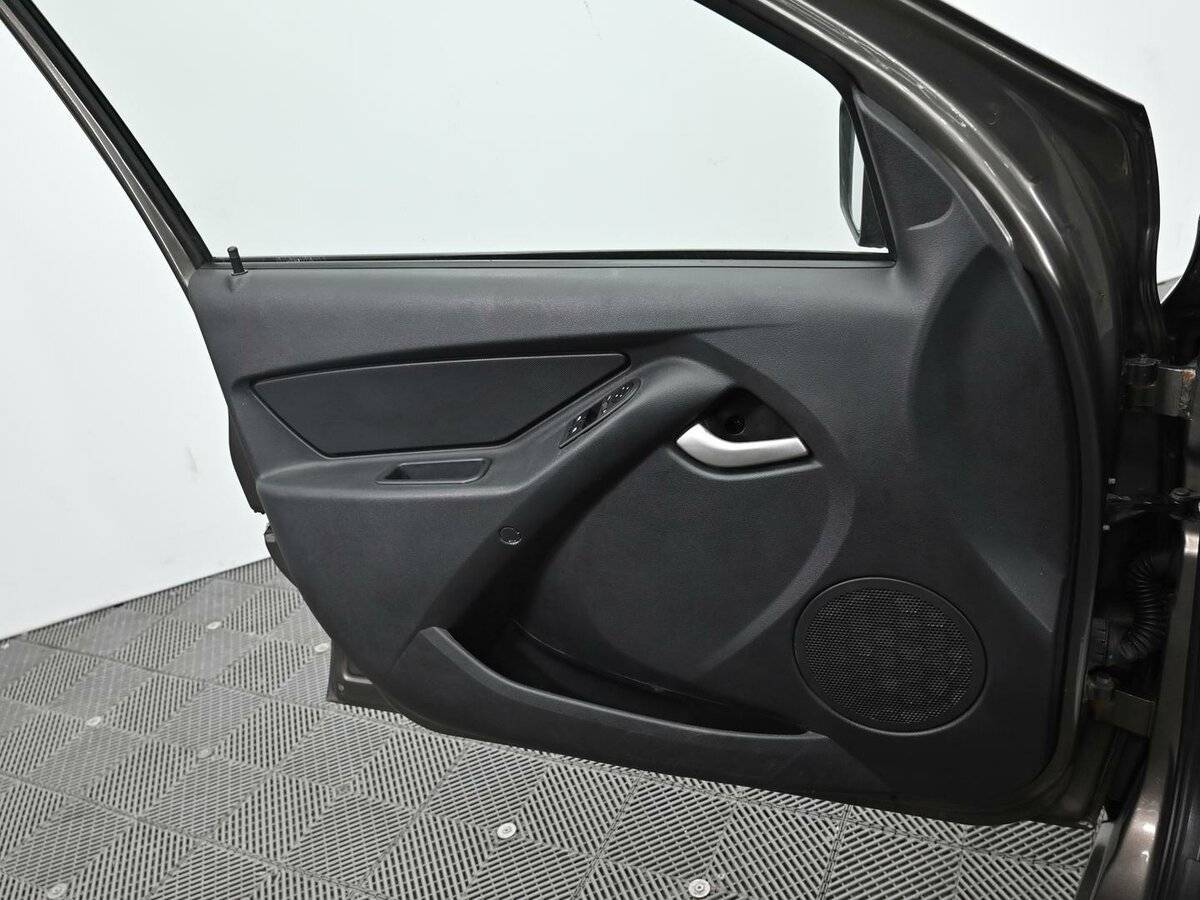 Купить Lada (ВАЗ) Granta с пробегом. Фото: #6