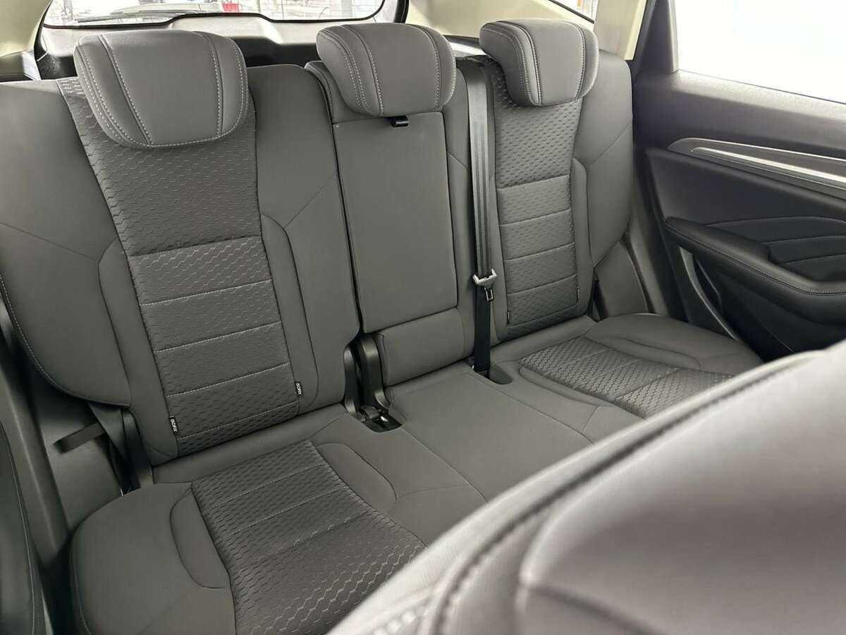 Купить Haval F7 с пробегом. Фото: #14