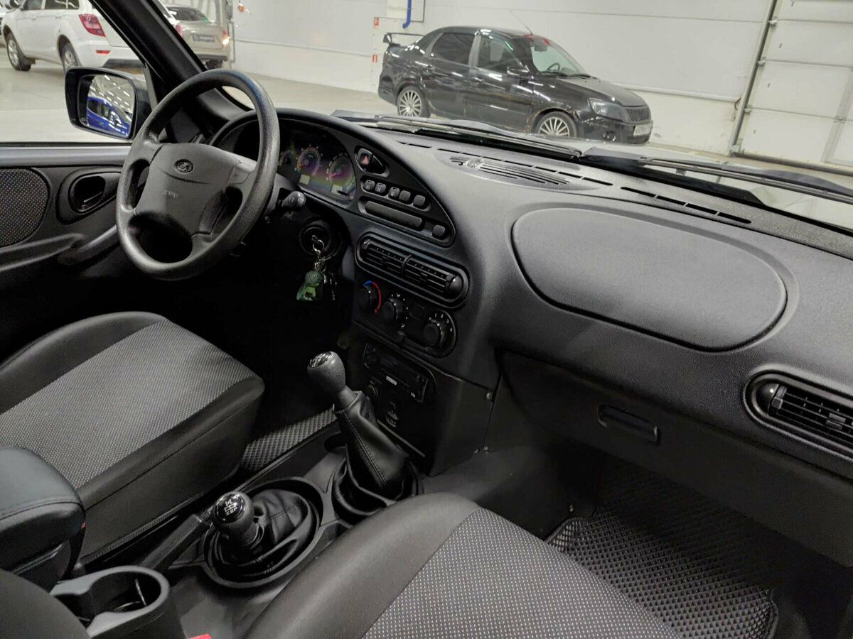 Купить Lada (ВАЗ) Niva Travel с пробегом. Фото: #10