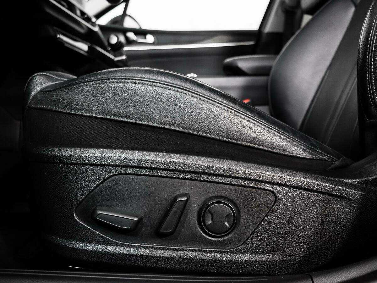 Купить Kia K5 с пробегом. Фото: #10