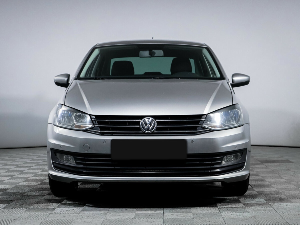 Купить Volkswagen Polo с пробегом. Фото: #1